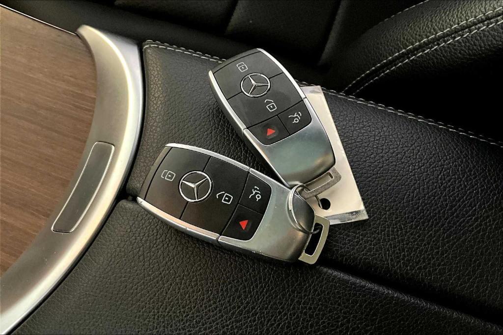 used 2021 Mercedes-Benz GLC 300 car, priced at $31,537