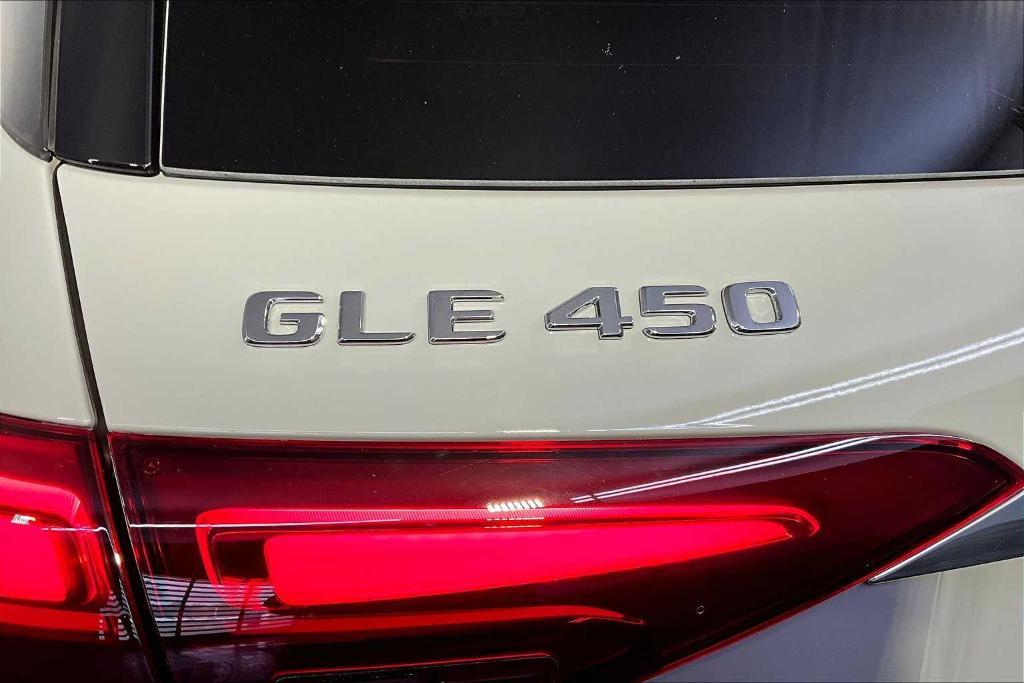 new 2026 Mercedes-Benz GLE 450 car, priced at $87,030