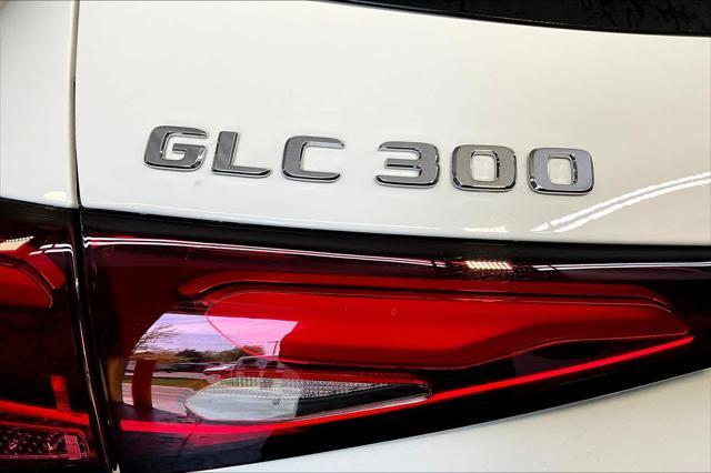 new 2024 Mercedes-Benz GLC 300 car, priced at $50,985