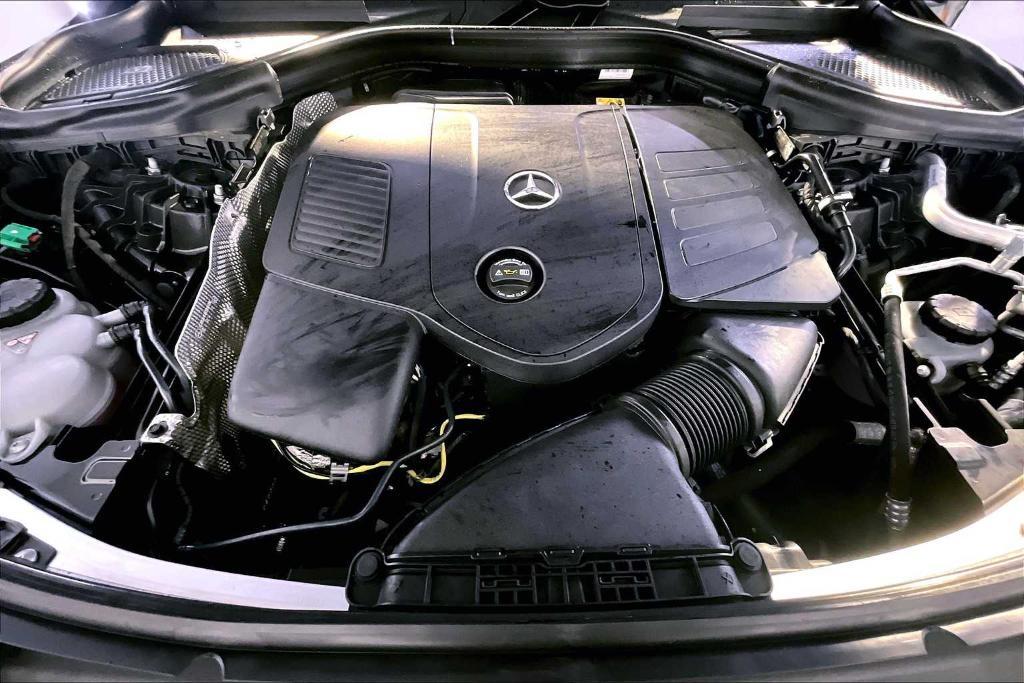 new 2025 Mercedes-Benz GLC 350e car, priced at $71,300