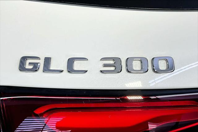 new 2025 Mercedes-Benz GLC 300 car, priced at $62,390