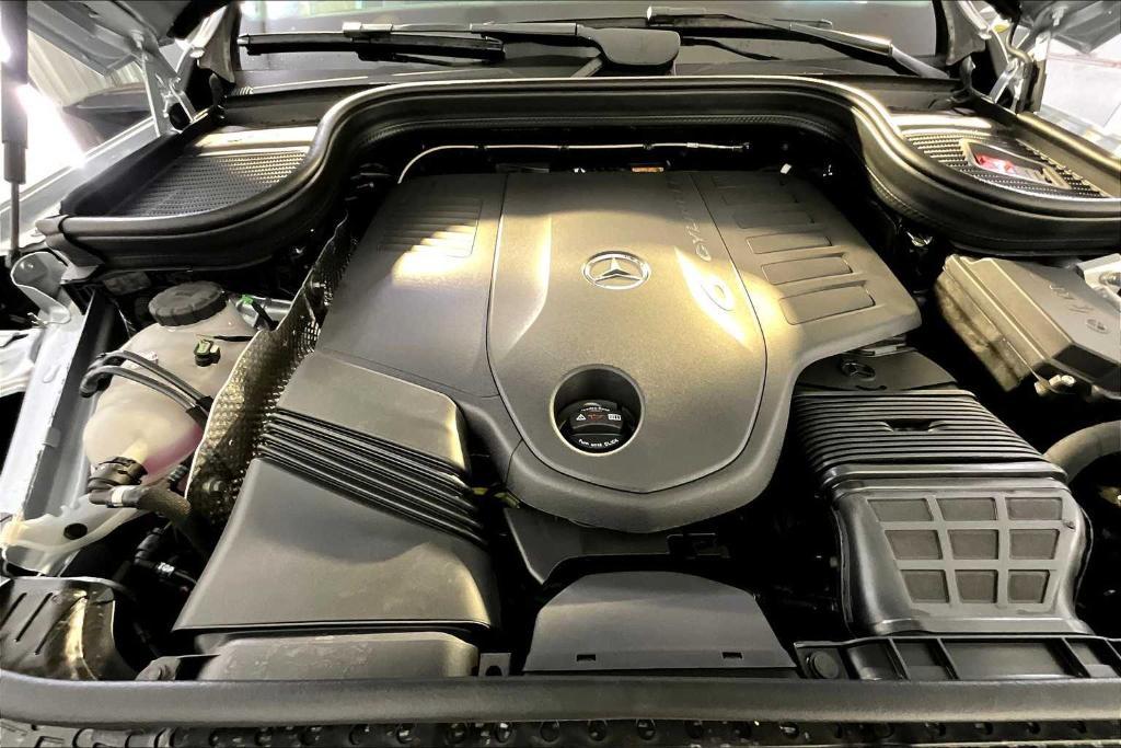 new 2026 Mercedes-Benz GLS 450 car, priced at $96,995