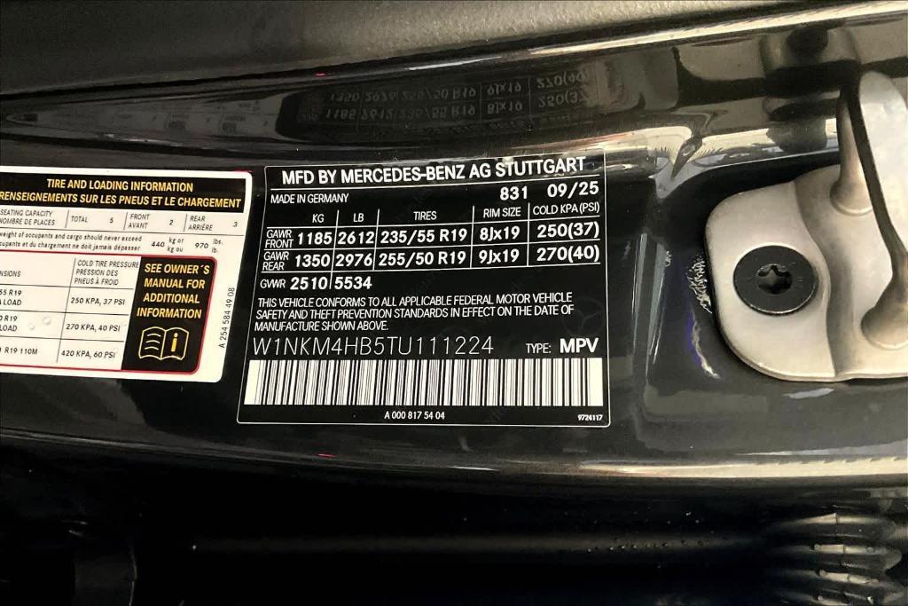 new 2026 Mercedes-Benz GLC 300 car, priced at $61,335