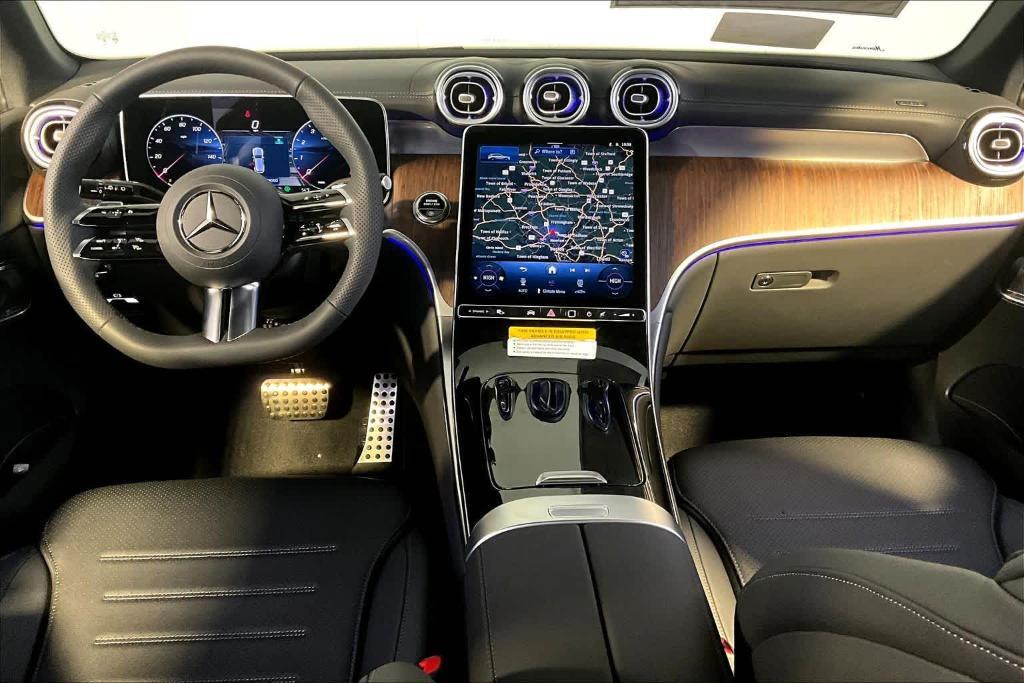 new 2026 Mercedes-Benz GLC 300 car, priced at $61,335