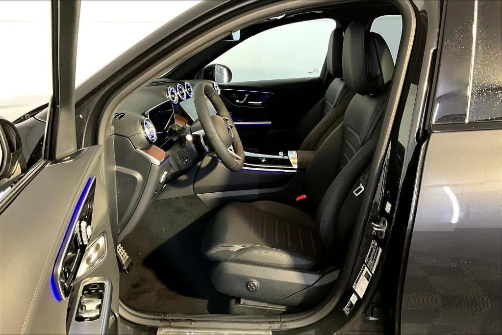 new 2026 Mercedes-Benz GLC 300 car, priced at $61,335