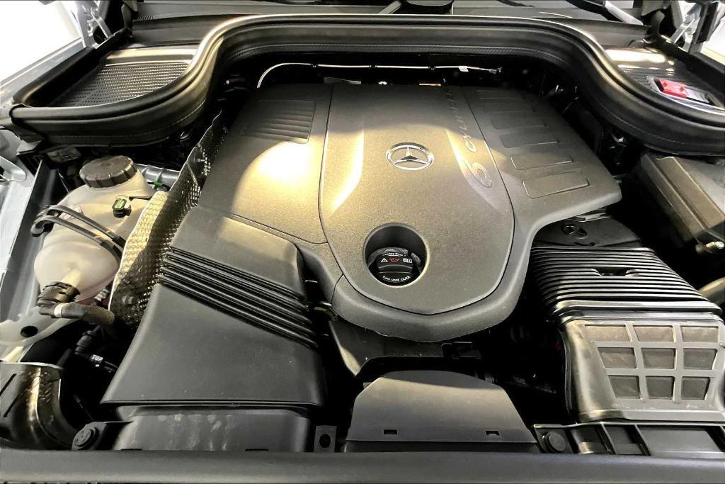 new 2025 Mercedes-Benz GLE 450 car, priced at $84,530