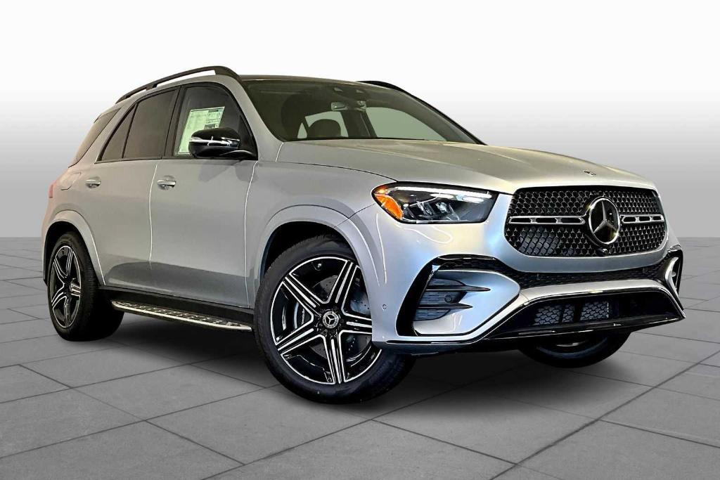 new 2025 Mercedes-Benz GLE 450 car, priced at $84,530