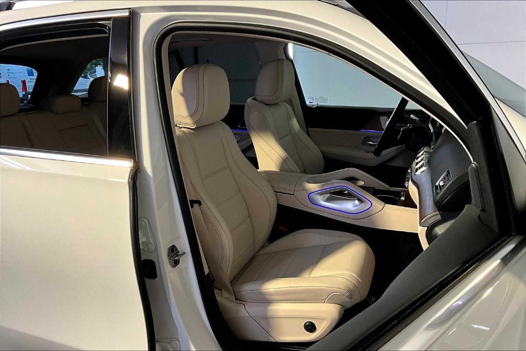used 2025 Mercedes-Benz GLE 350 car, priced at $56,246