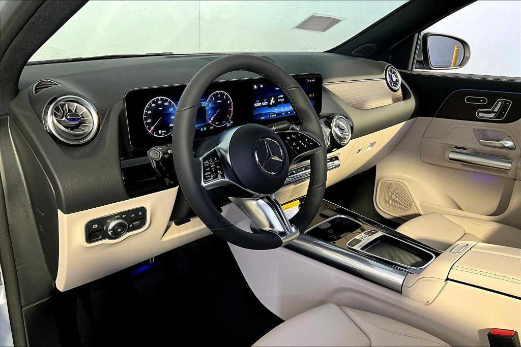new 2026 Mercedes-Benz GLA 250 car, priced at $51,280