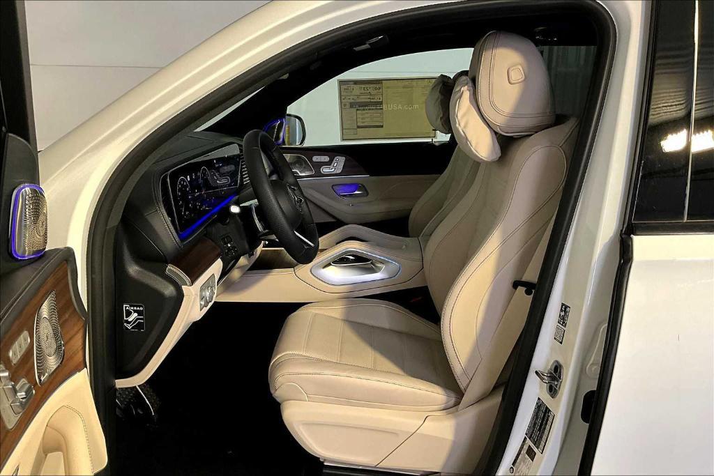 new 2025 Mercedes-Benz GLS 580 car, priced at $127,395