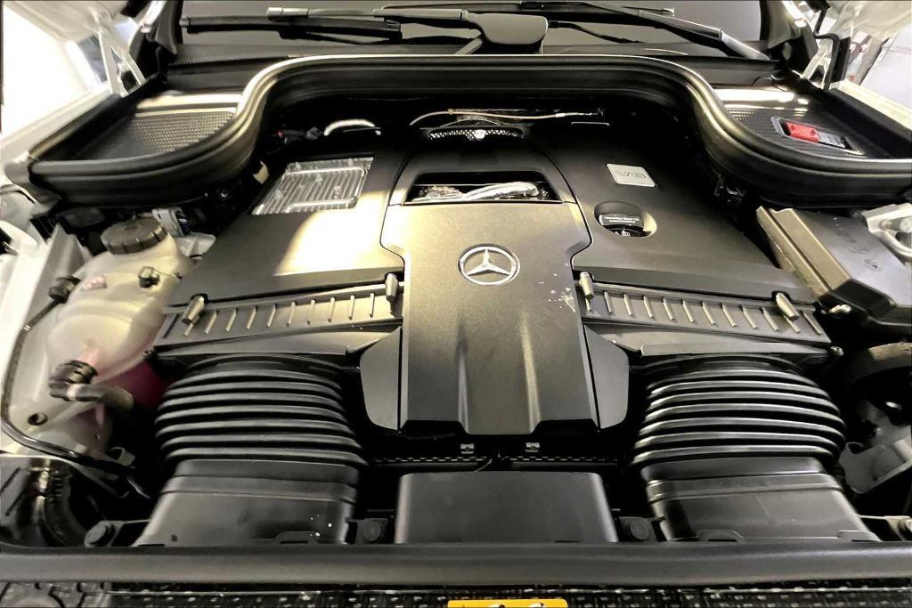 new 2025 Mercedes-Benz GLS 580 car, priced at $127,395