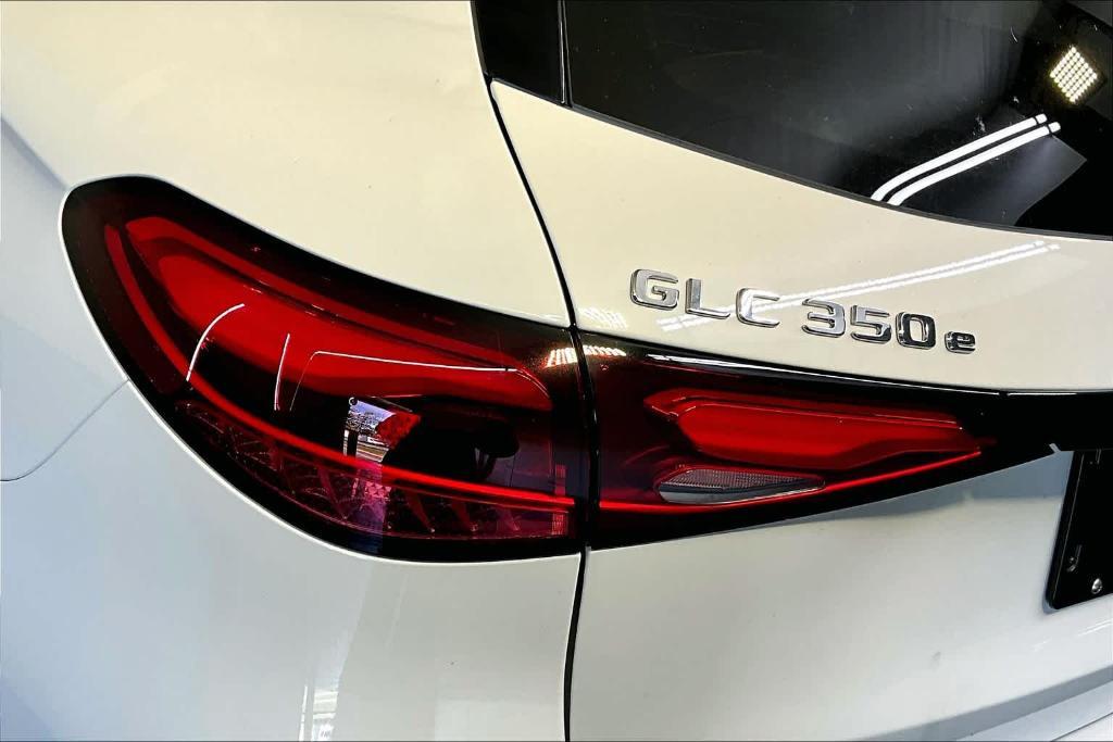 new 2025 Mercedes-Benz GLC 350e car, priced at $70,070