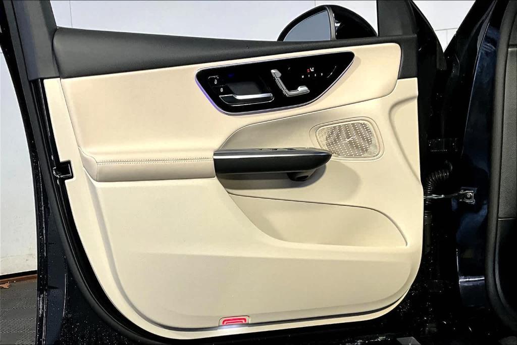 new 2025 Mercedes-Benz GLC 300 car, priced at $57,630