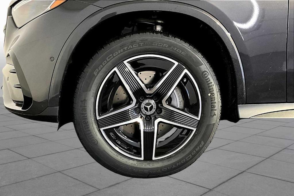 new 2025 Mercedes-Benz GLC 350e car, priced at $71,770