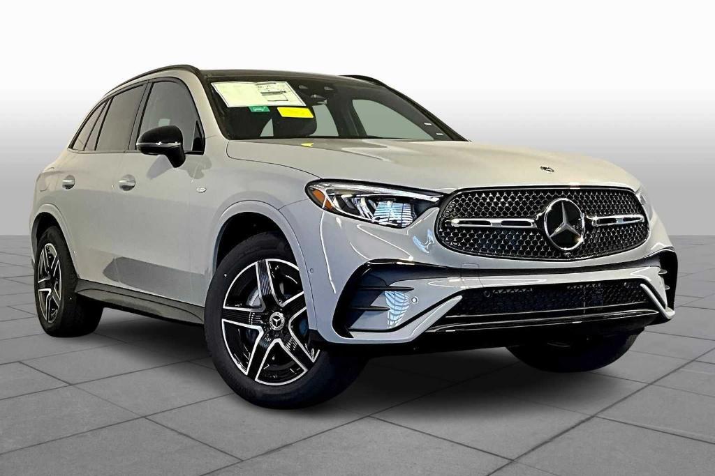new 2025 Mercedes-Benz GLC 350e car, priced at $72,770