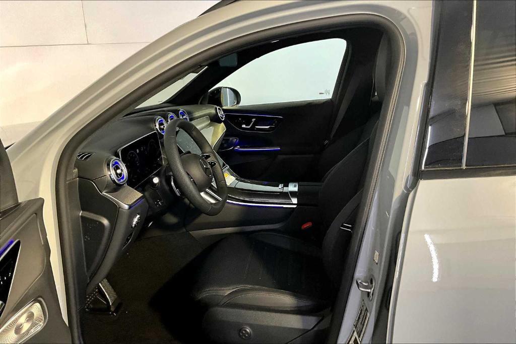 new 2025 Mercedes-Benz GLC 350e car, priced at $72,770