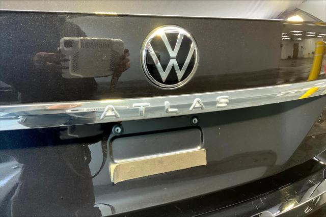 used 2022 Volkswagen Atlas car, priced at $27,496