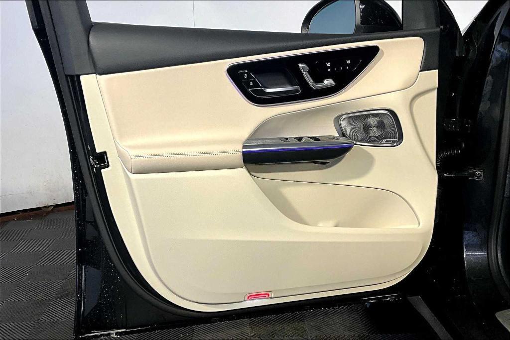 new 2026 Mercedes-Benz GLC 300 car, priced at $60,940