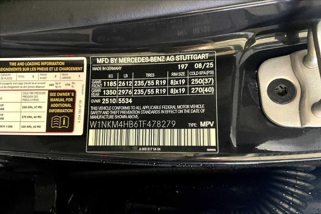 new 2026 Mercedes-Benz GLC 300 car, priced at $60,940