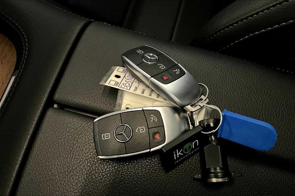 used 2025 Mercedes-Benz GLE 350 car, priced at $59,997