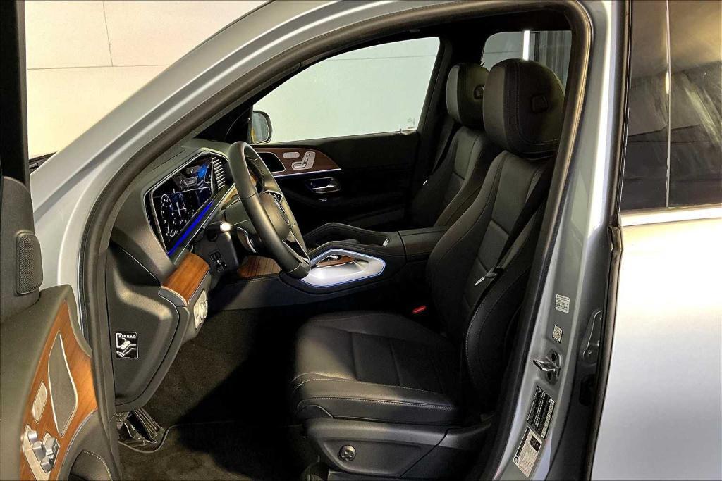 used 2025 Mercedes-Benz GLE 350 car, priced at $59,997