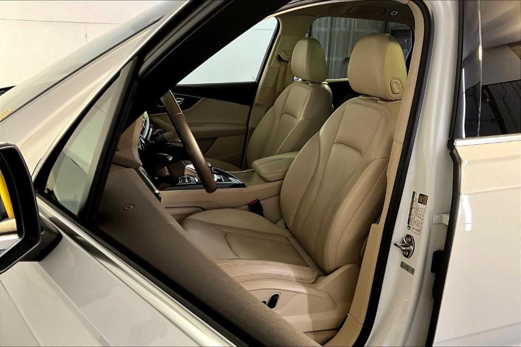 used 2019 Audi Q7 car, priced at $21,877