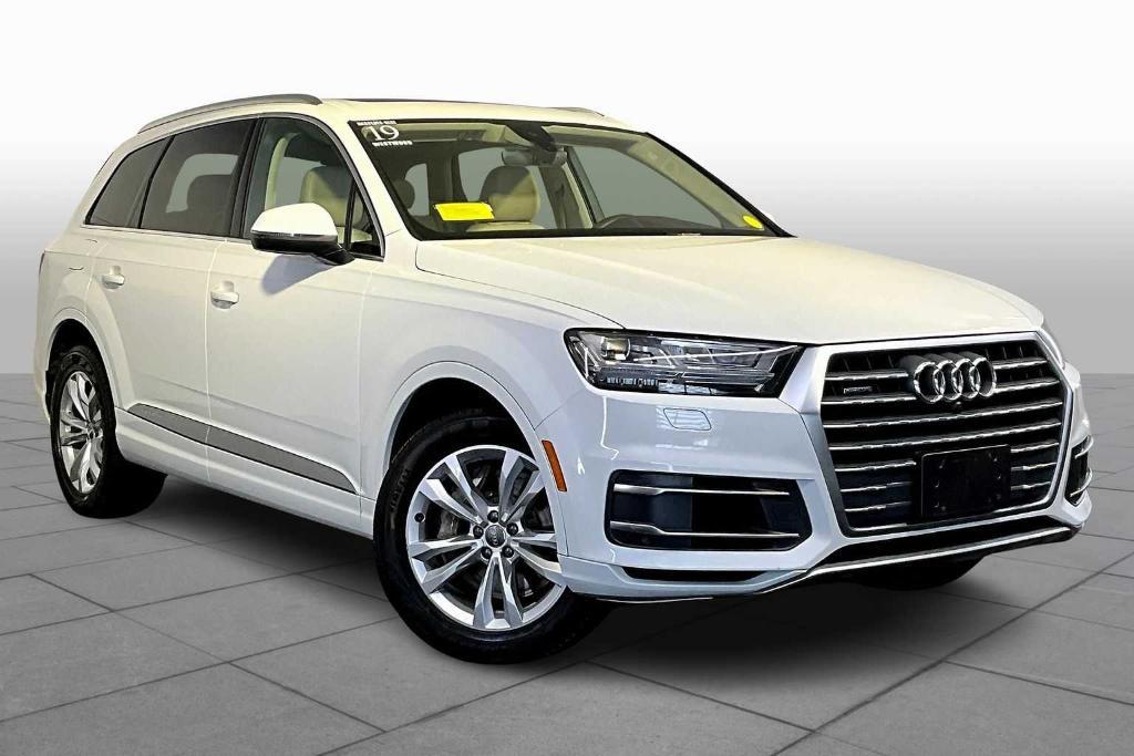 used 2019 Audi Q7 car, priced at $21,877