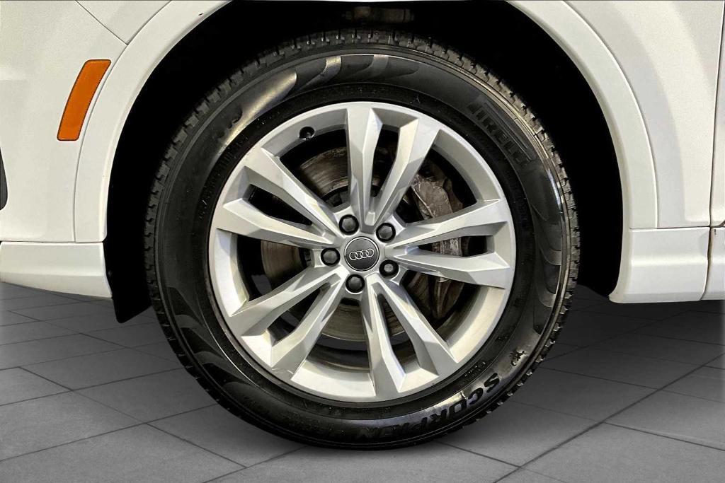 used 2019 Audi Q7 car, priced at $21,877
