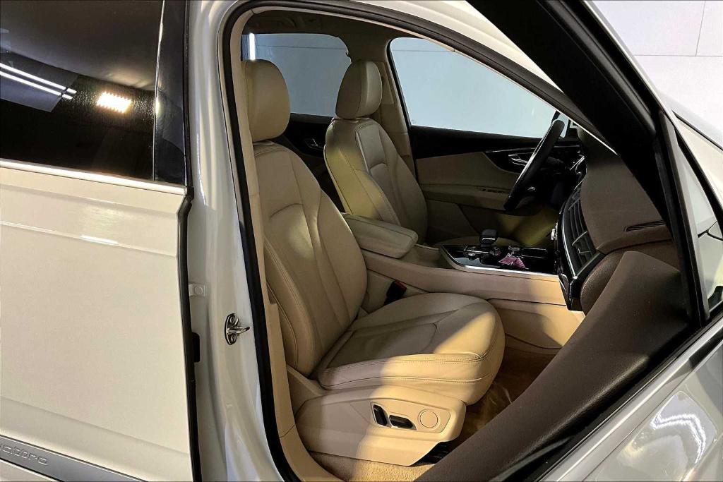 used 2019 Audi Q7 car, priced at $21,877