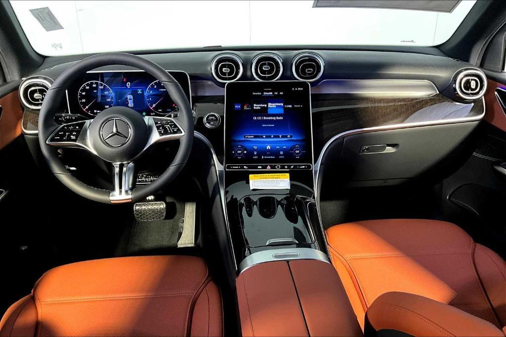 new 2025 Mercedes-Benz GLC 300 car, priced at $55,660
