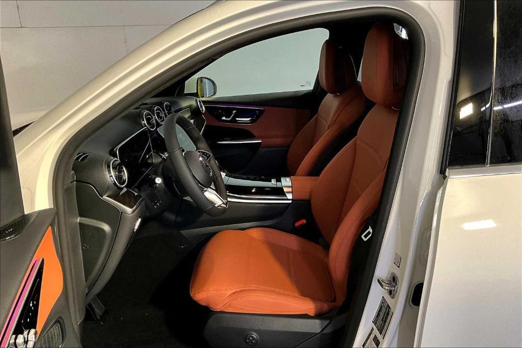 new 2025 Mercedes-Benz GLC 300 car, priced at $55,660