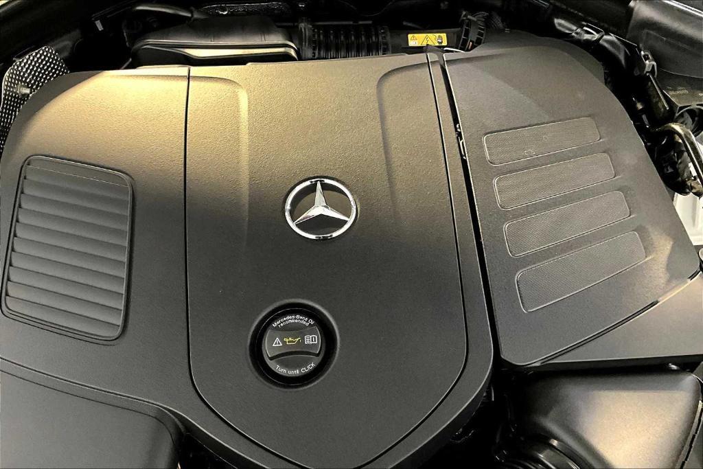 new 2025 Mercedes-Benz GLC 300 car, priced at $55,660