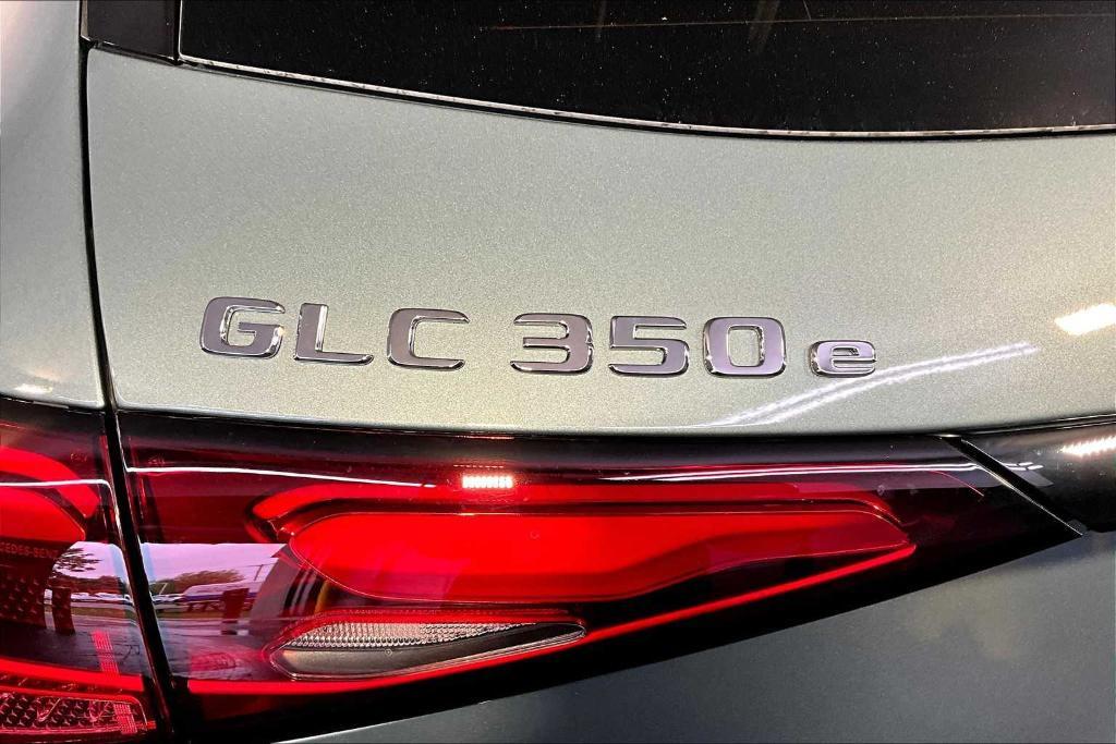 new 2025 Mercedes-Benz GLC 350e car, priced at $72,580
