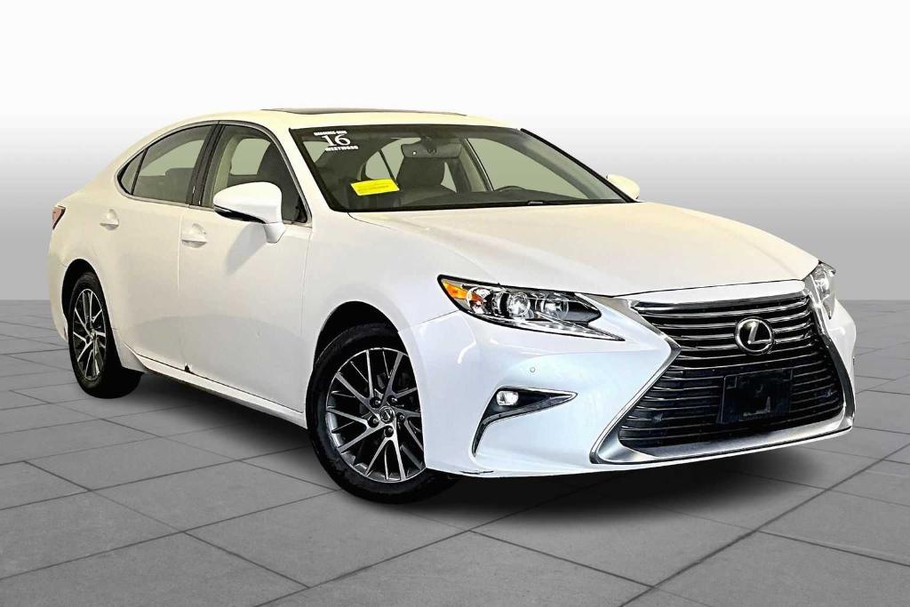 used 2016 Lexus ES 350 car, priced at $18,264