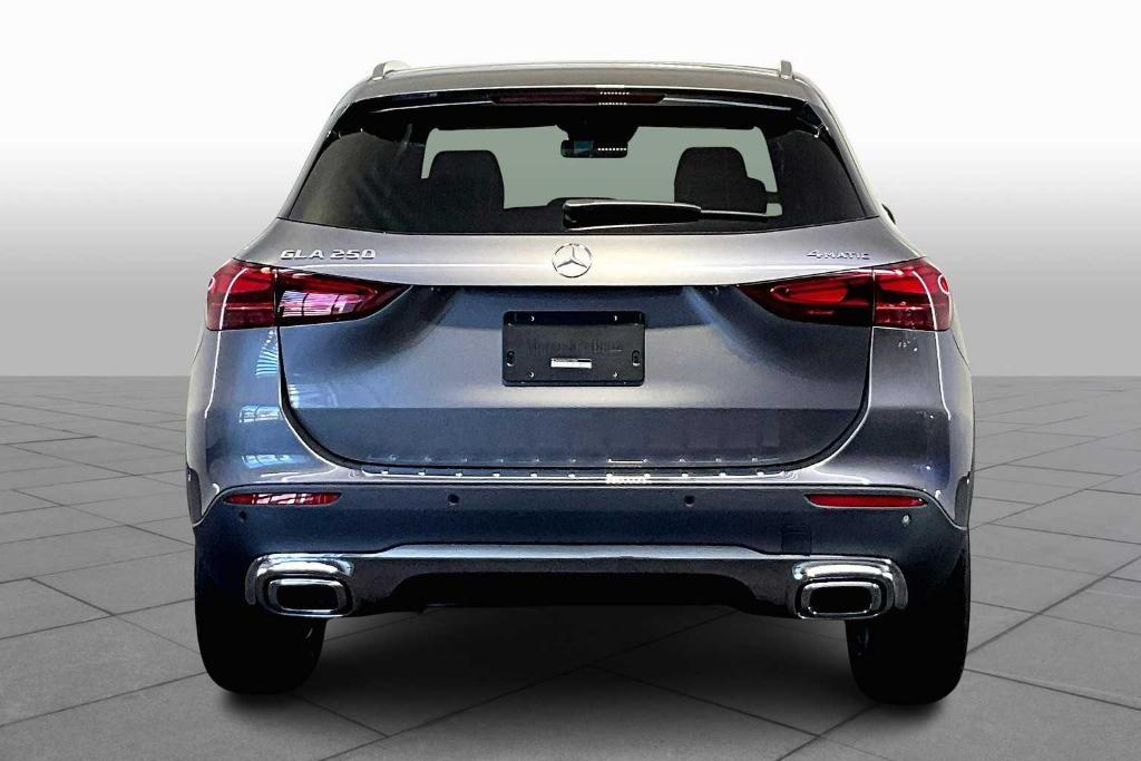 used 2025 Mercedes-Benz GLA 250 car, priced at $42,997