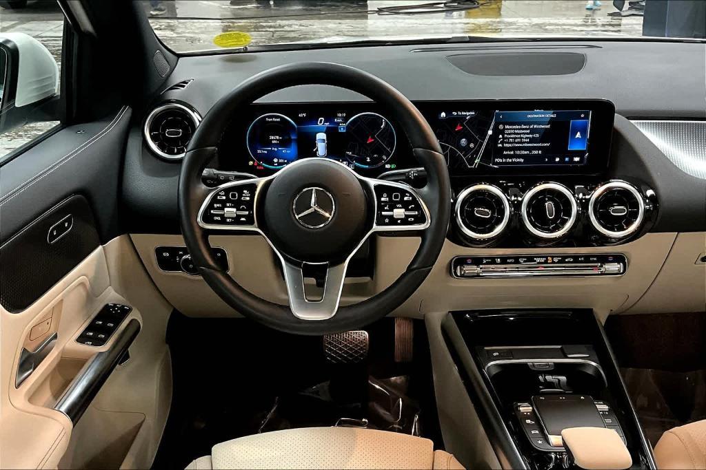 used 2022 Mercedes-Benz GLA 250 car, priced at $33,206