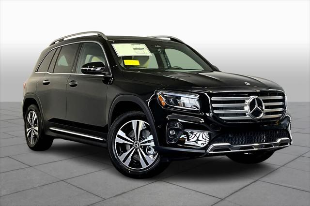 new 2025 Mercedes-Benz GLB 250 car, priced at $50,450