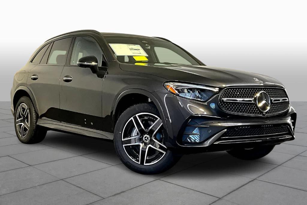 new 2026 Mercedes-Benz GLC 300 car, priced at $61,335