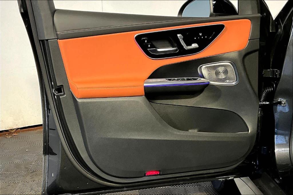 new 2026 Mercedes-Benz GLC 300 car, priced at $61,335