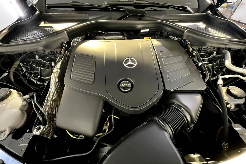 new 2026 Mercedes-Benz GLC 300 car, priced at $61,335