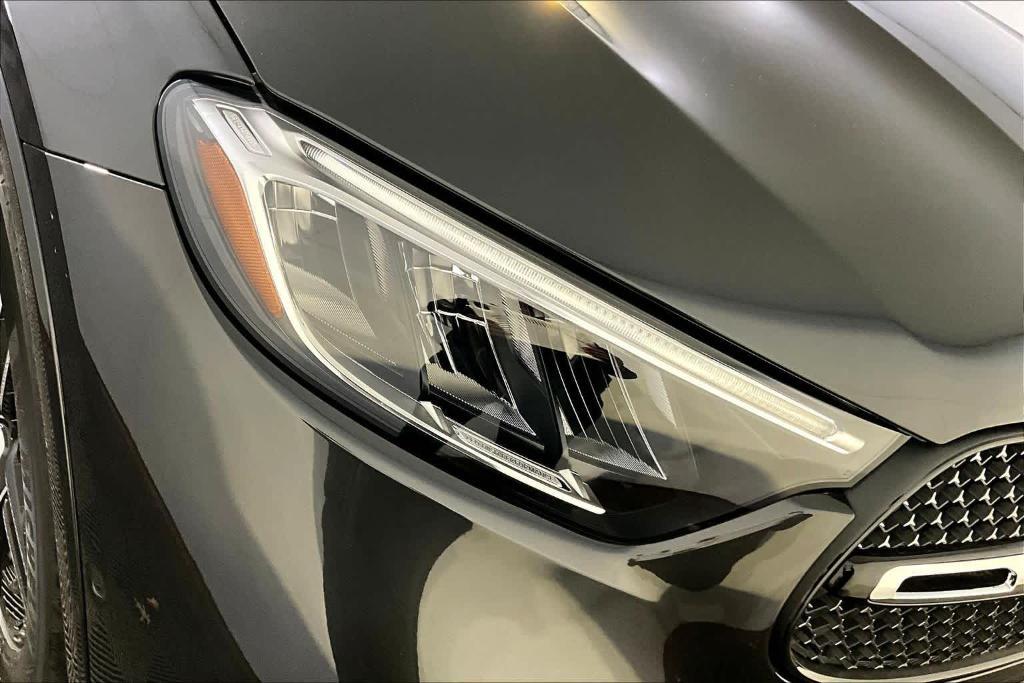 new 2026 Mercedes-Benz GLC 300 car, priced at $61,335