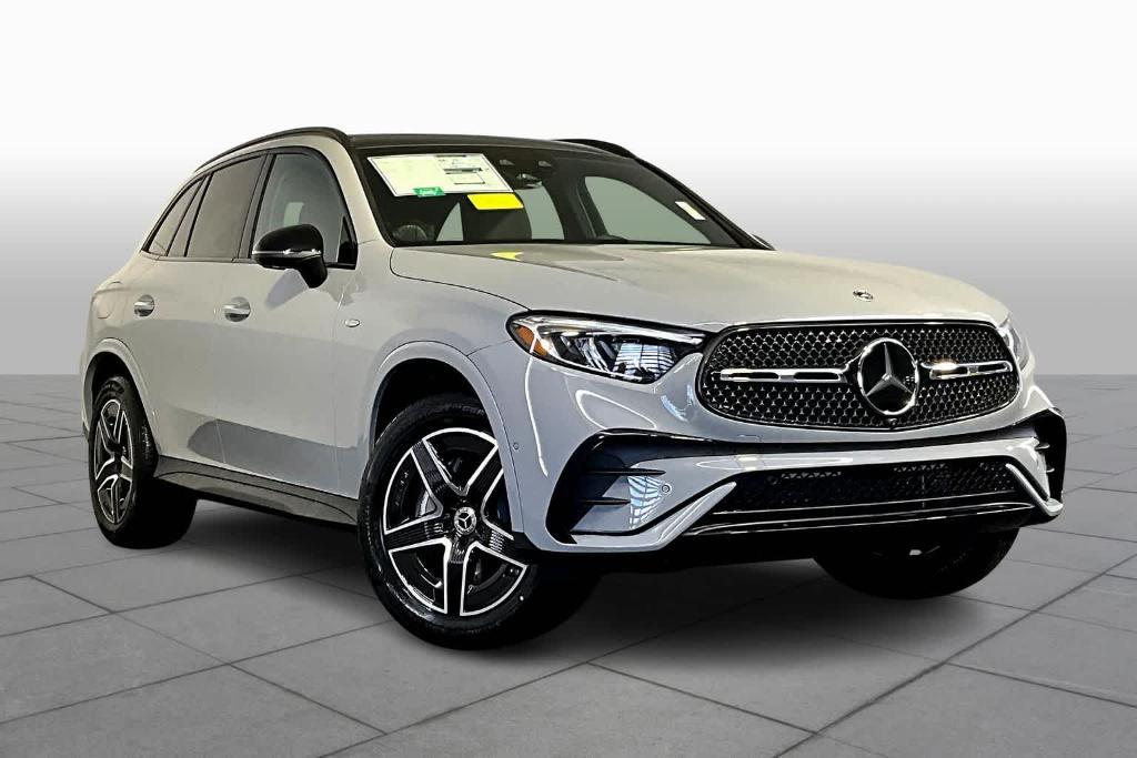 new 2025 Mercedes-Benz GLC 350e car, priced at $72,300