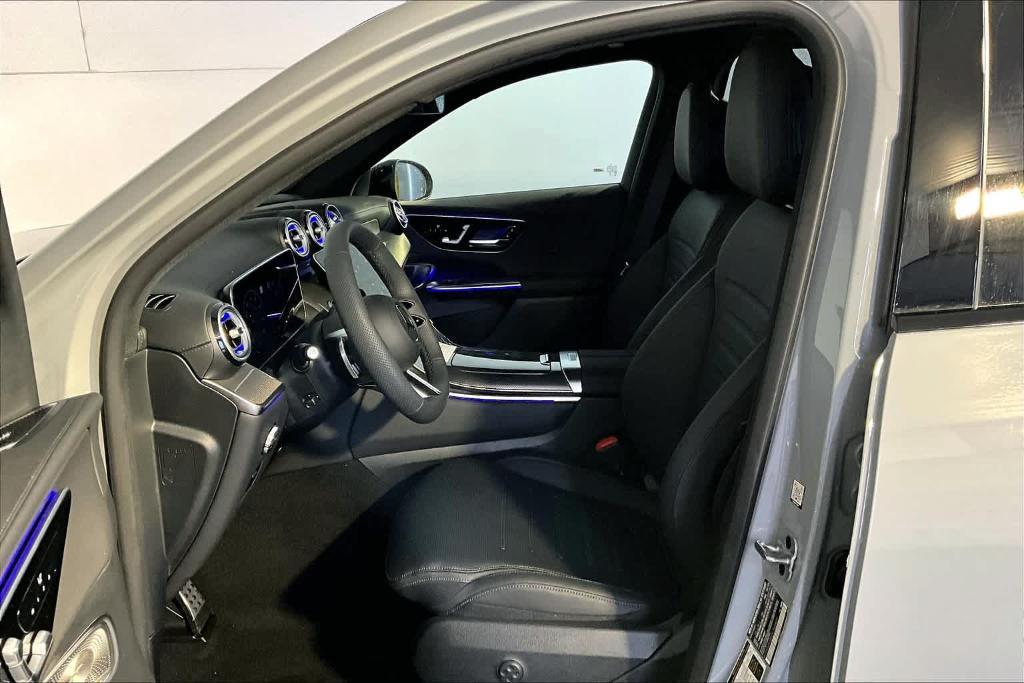 new 2025 Mercedes-Benz GLC 350e car, priced at $72,300