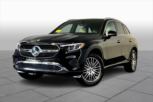 new 2024 Mercedes-Benz GLC 300 car, priced at $53,245