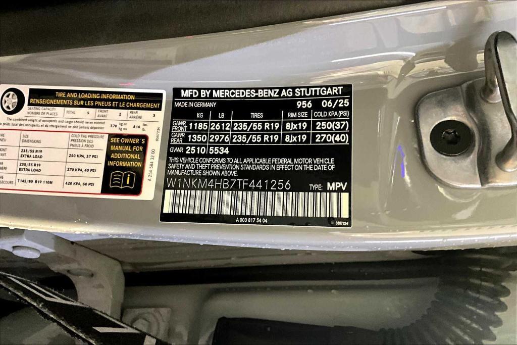 new 2026 Mercedes-Benz GLC 300 car, priced at $61,515