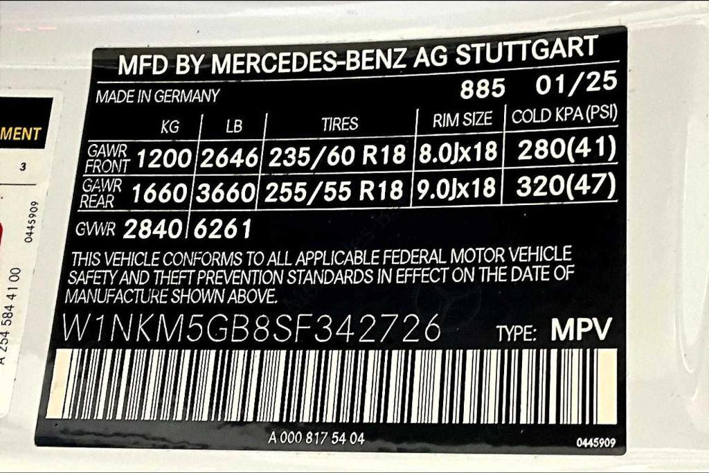 new 2025 Mercedes-Benz GLC 350e car, priced at $70,920