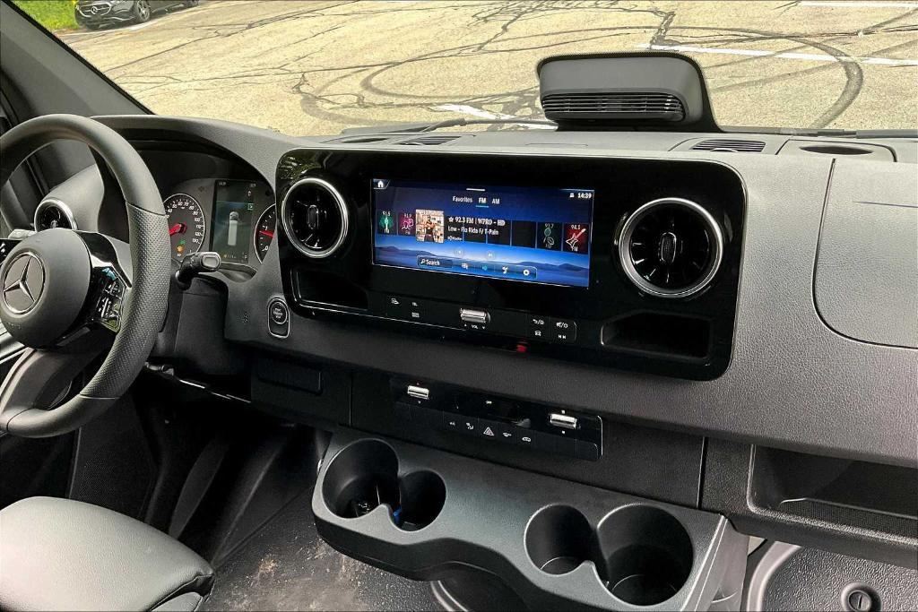 new 2025 Mercedes-Benz Sprinter 2500 car, priced at $66,105