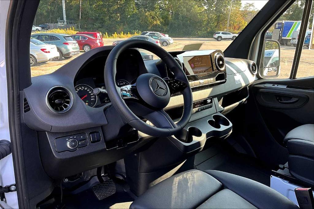 new 2025 Mercedes-Benz Sprinter 2500 car, priced at $61,359