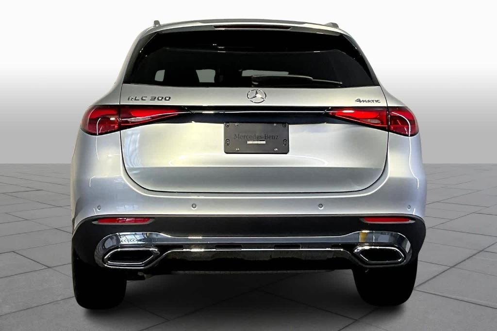 new 2026 Mercedes-Benz GLC 300 car, priced at $58,905