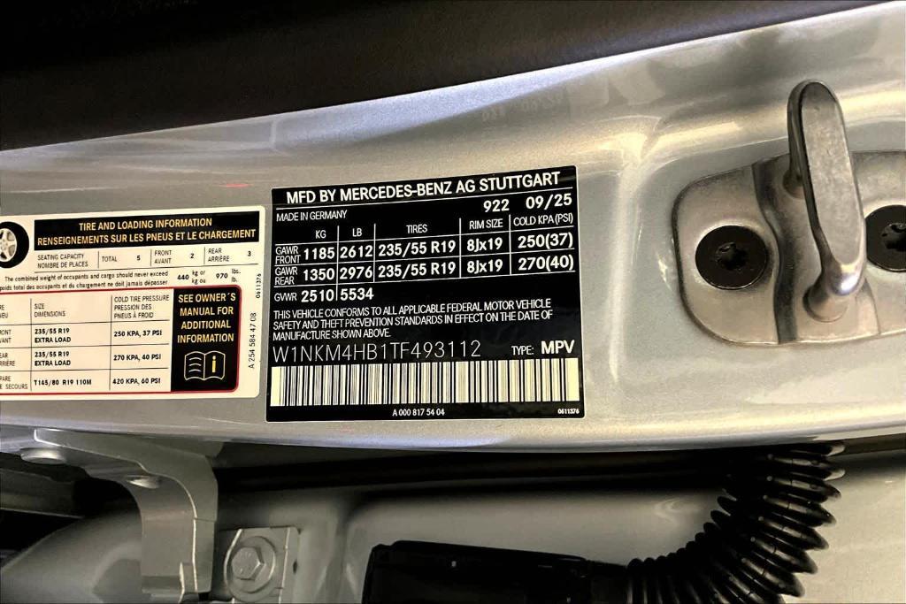 new 2026 Mercedes-Benz GLC 300 car, priced at $58,905